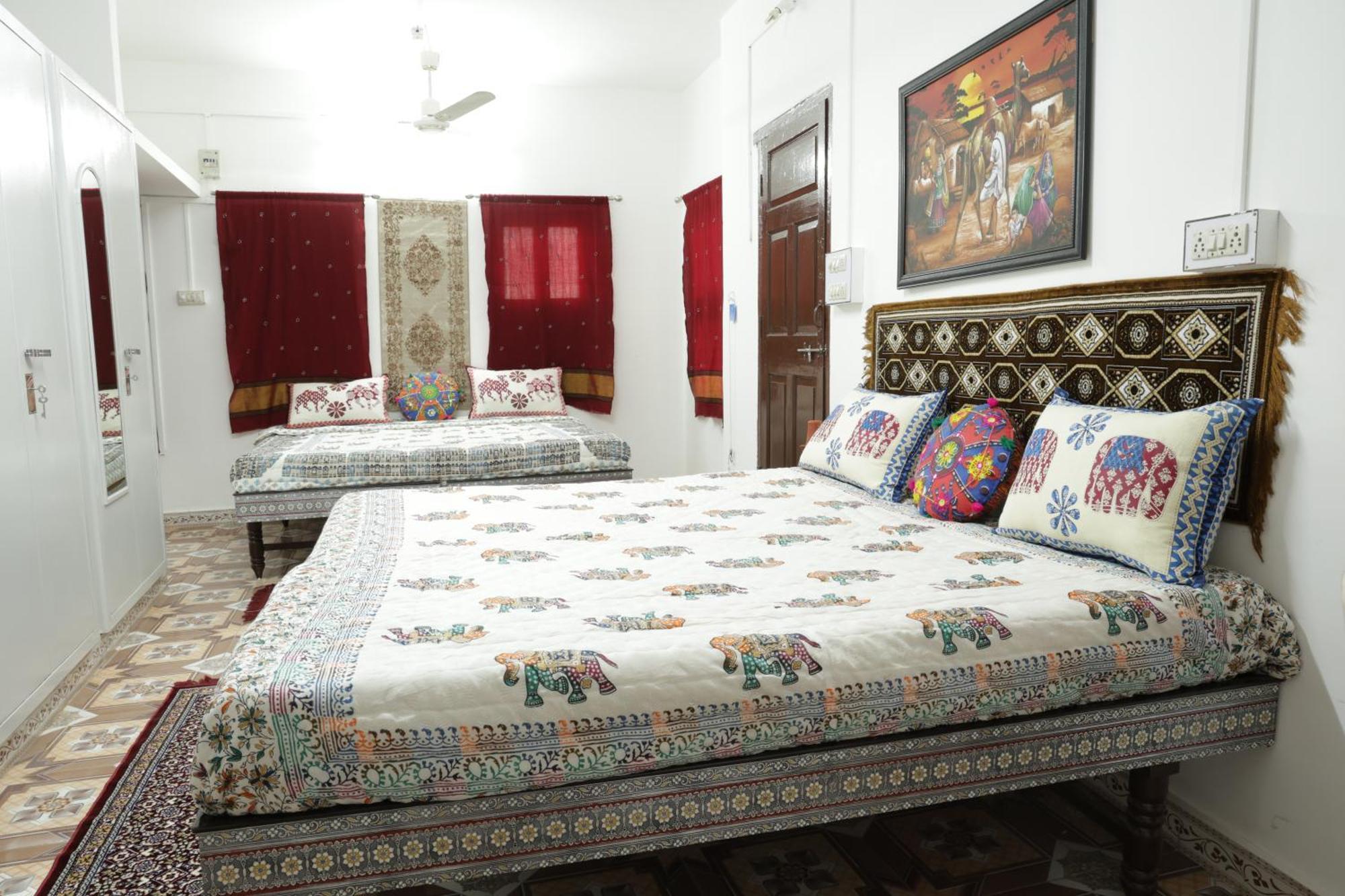 Prag View Heritage Homestay Bhuj Eksteriør bilde